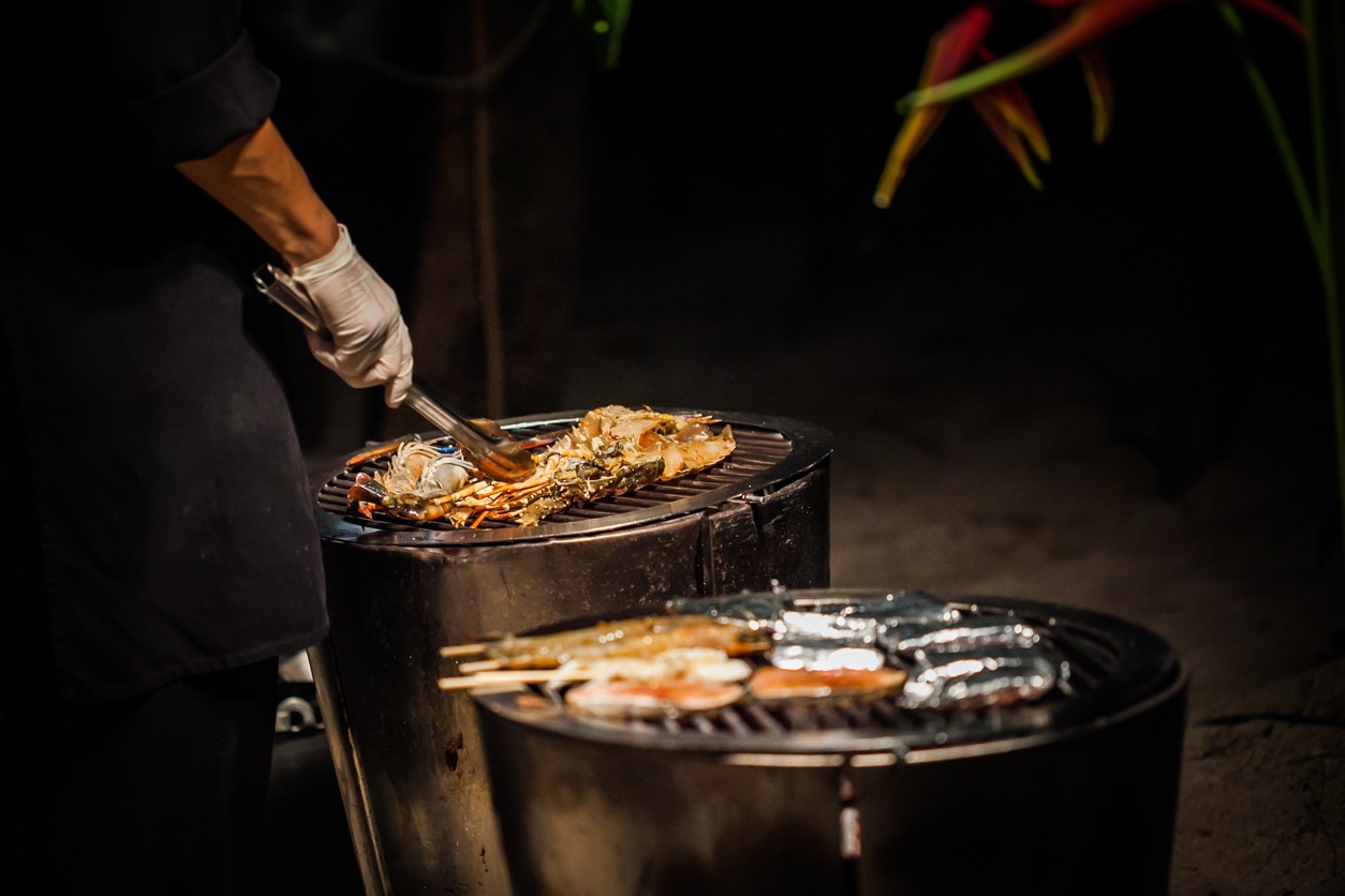 Hot Charcoal Barbecue Grill