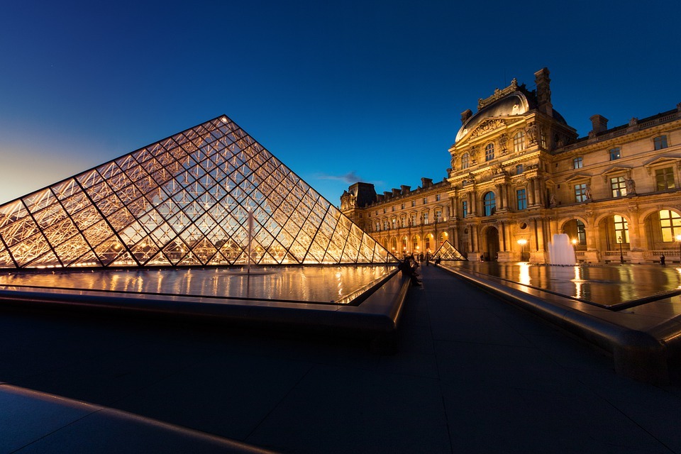 Louvre Museum