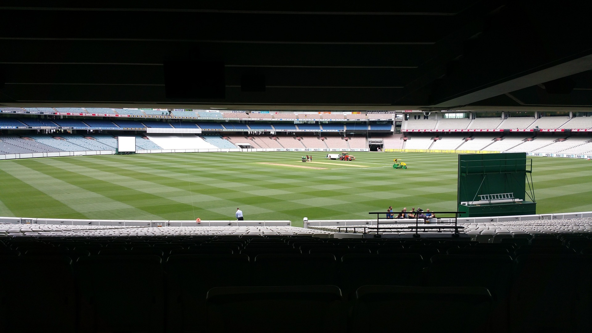 Watch Games at the Melbourne Cricket Ground