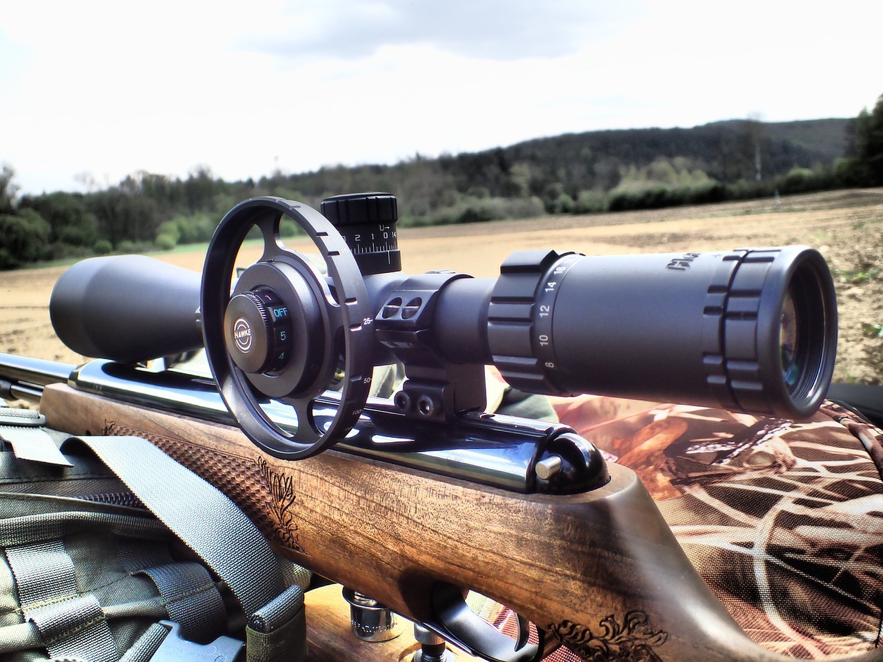 This Is How to Use a Rifle Scope the Right Way