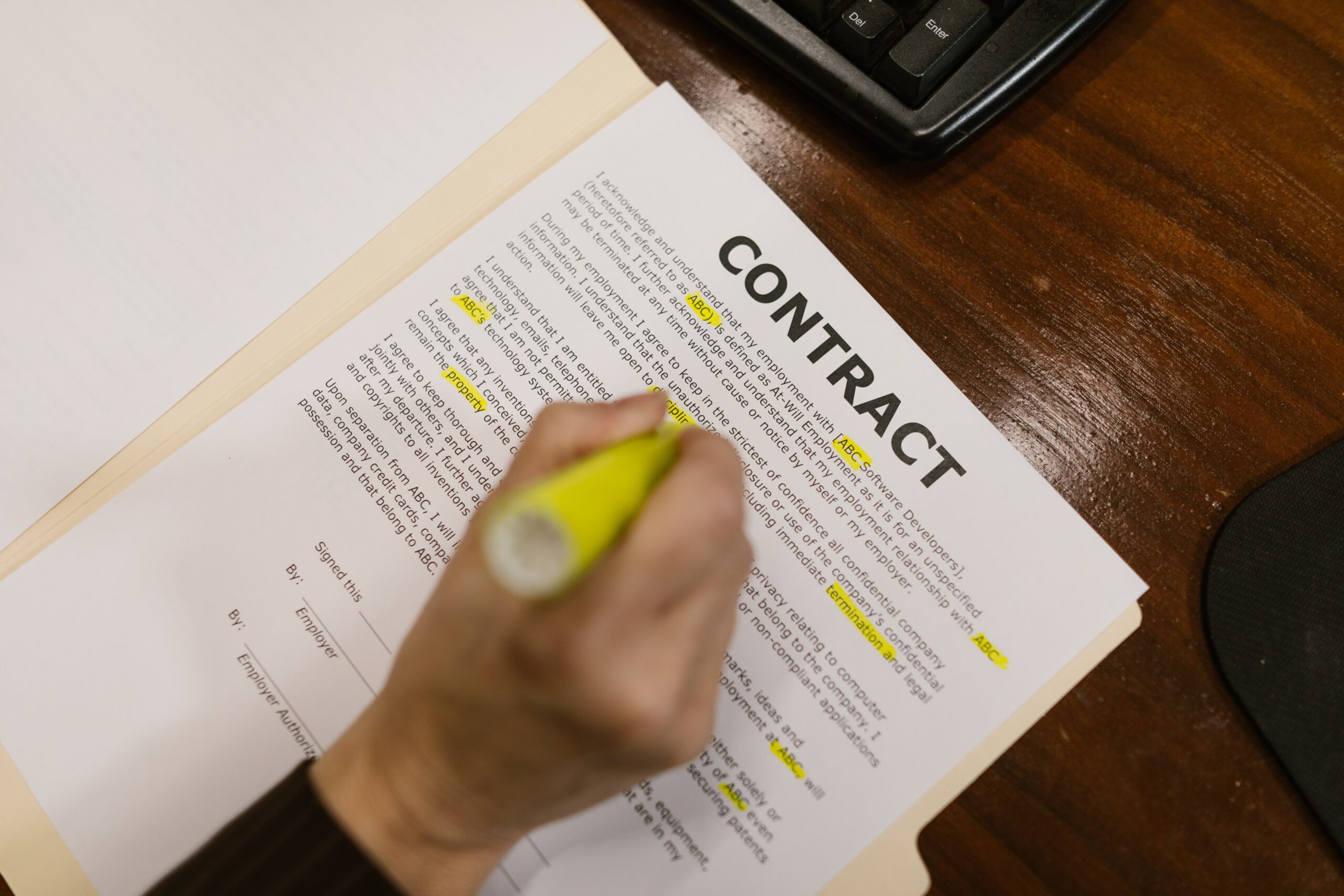 A Quick Guide to a Contract Manufacturing Agreement